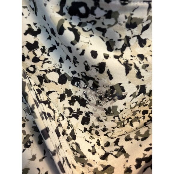 Old Navy High Waisted Powersoft Capri Joggers Size M - Picture 2 of 3